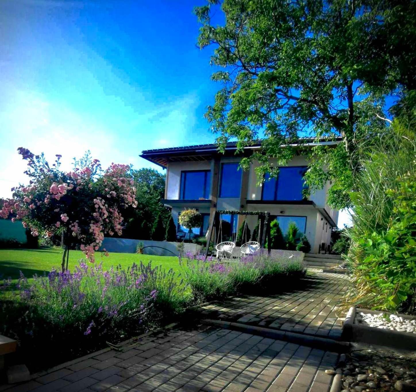 Hotel Blue Breeze à Sinemoretz Extérieur photo